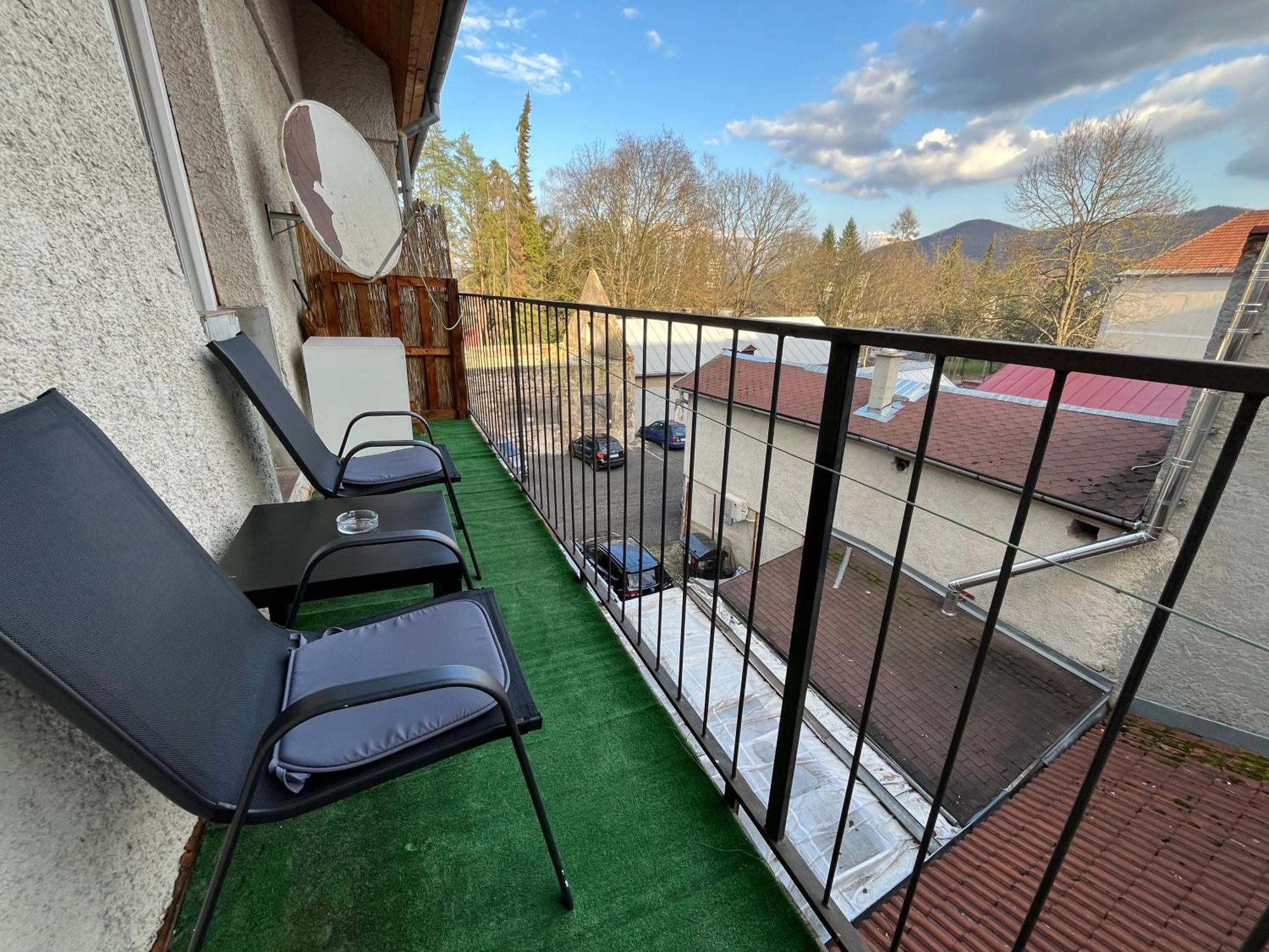 Apartman Centrum Banská Bystrica Esterno foto